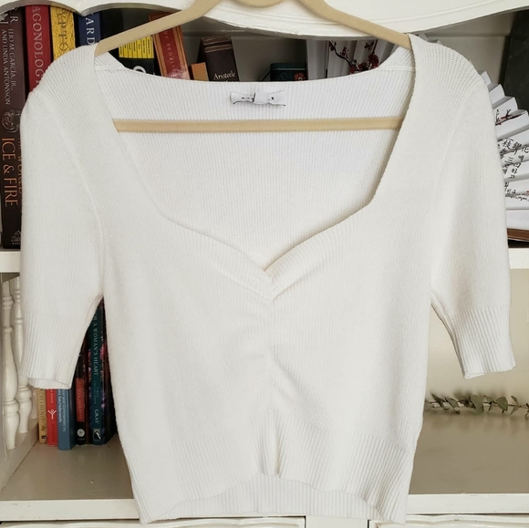 Adored Vintage knitted white crop top - Picture 3 of 6